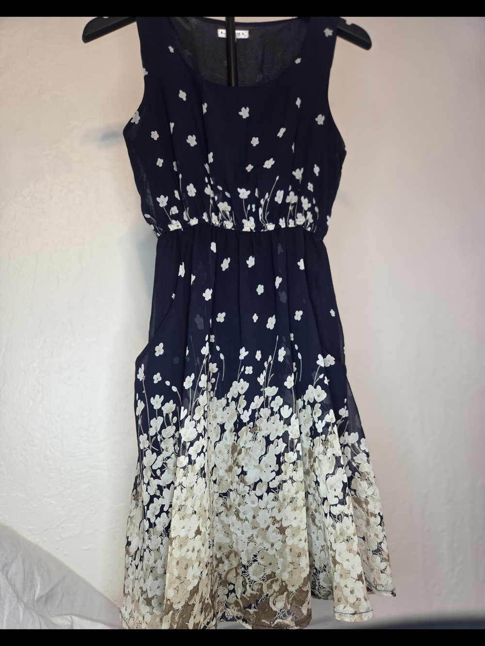 L.A.  Soul-Navy Floral Sleeveless Fit-and-Flare Dress Size Small